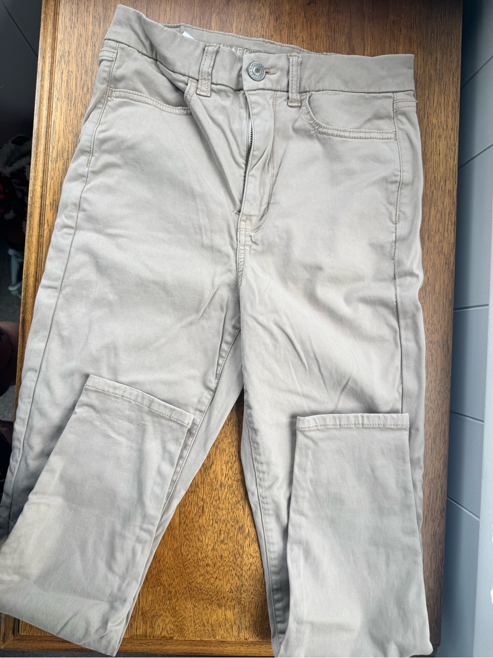 Women’s Skinny Pants in Light Taupe